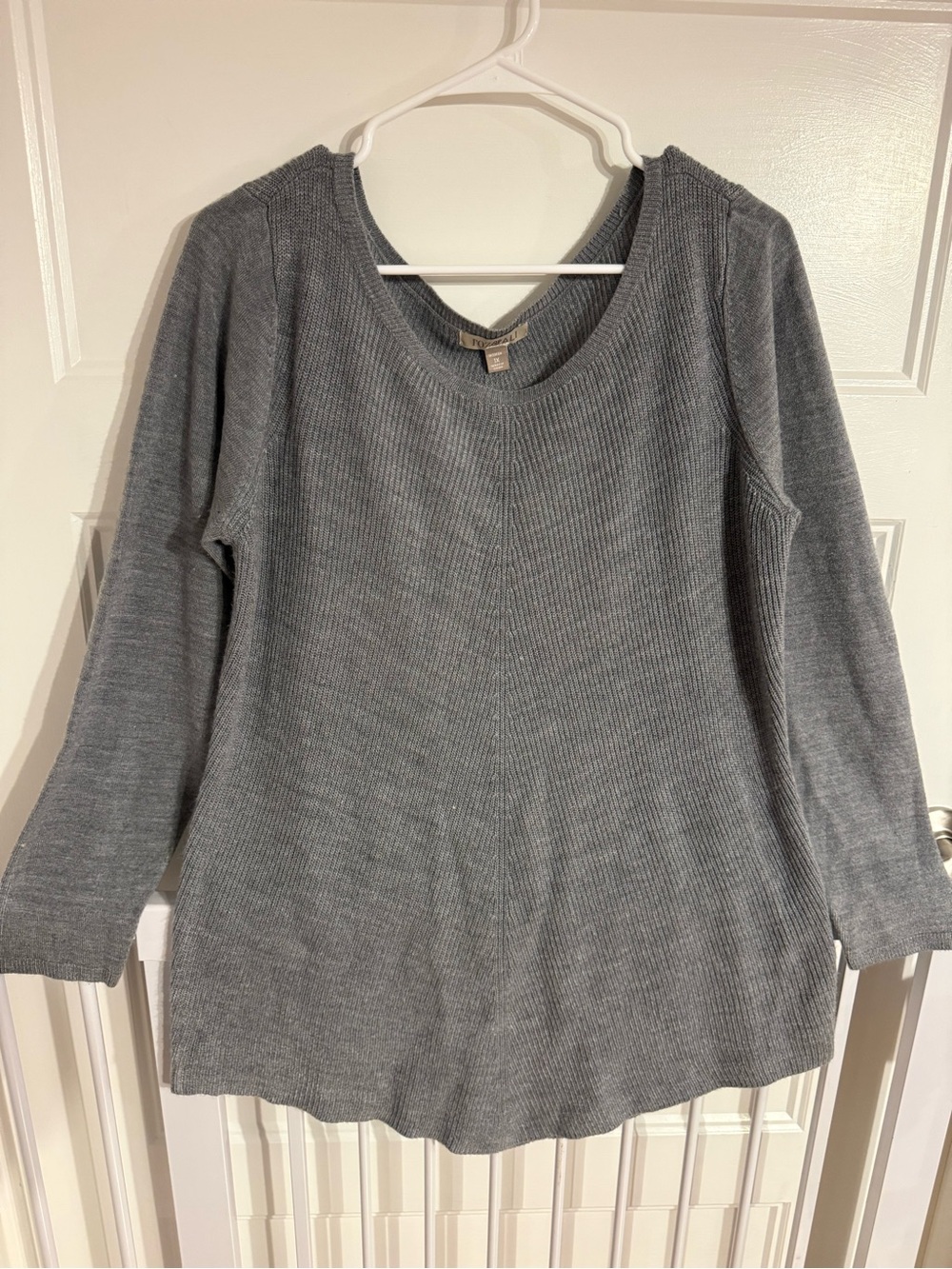 Roz & Ali Gray Scoop Neck Ribbed Knit Sweater